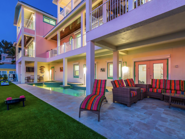 Anna Maria Island Beachfront 4BR Luxury Home Vacation Rental