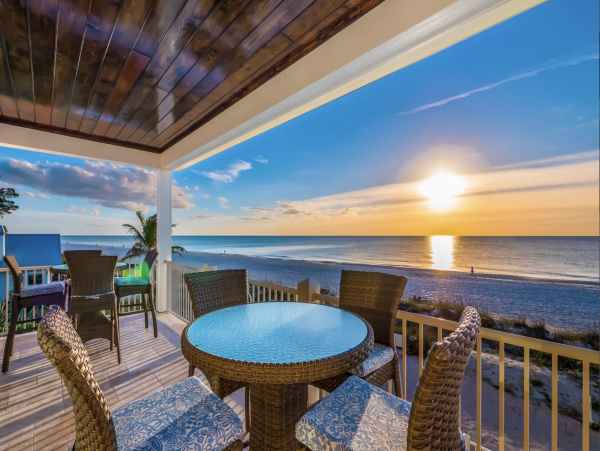 Anna Maria Island Beachfront 4BR Luxury Home Vacation Rental