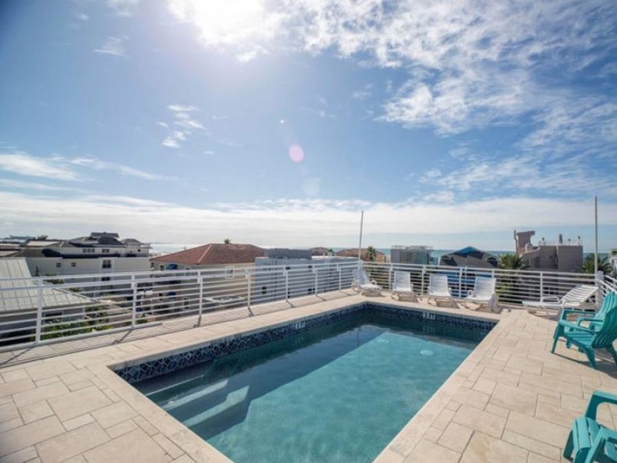 Siesta Key Lovely Duplex Sleeps 9 Guests Rooftop Pool