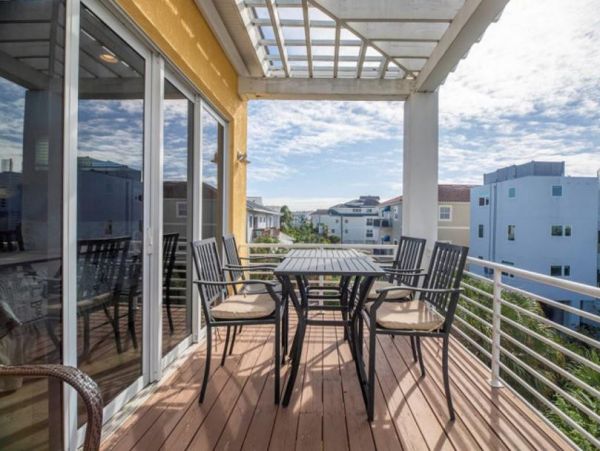 Siesta Key Lovely Duplex Sleeps 9 Guests Rooftop Pool