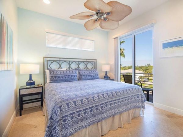 Siesta Key Lovely Duplex Sleeps 9 Guests Rooftop Pool