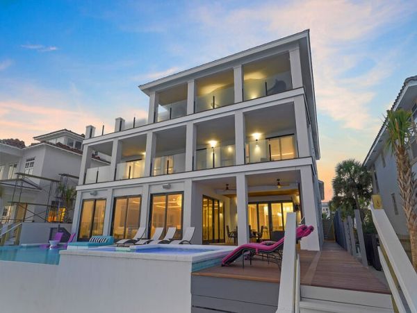 Luxury Destin 7 Bedroom Pool Home On Beach Sleeps 30 Guests