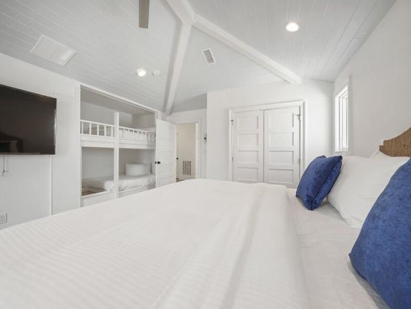 Luxury Destin 7 Bedroom Pool Home On Beach Sleeps 30 Guests