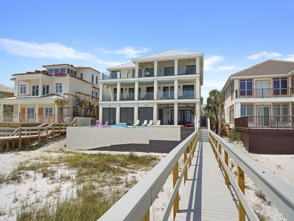 Luxury Destin 7 Bedroom Pool Home On Beach Sleeps 30 Guests