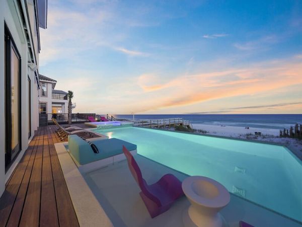 Luxury Destin 7 Bedroom Pool Home On Beach Sleeps 30 Guests