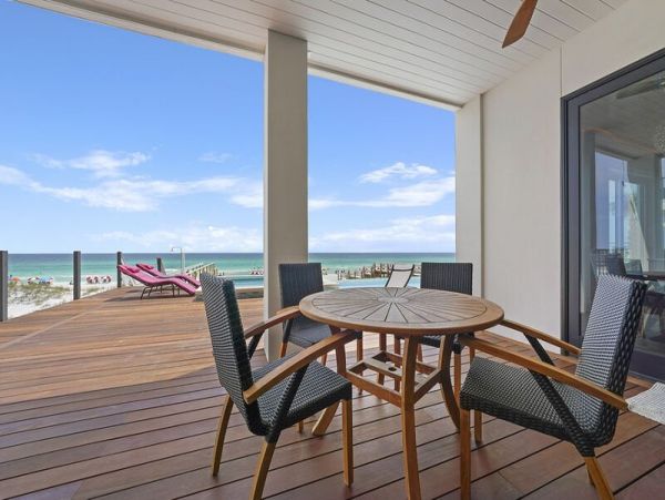 Luxury Destin 7 Bedroom Pool Home On Beach Sleeps 30 Guests