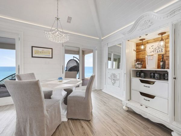 Luxury Destin 7 Bedroom Pool Home On Beach Sleeps 30 Guests