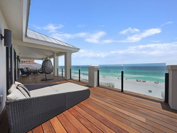 Luxury Destin 7 Bedroom Pool Home On Beach Sleeps 30 Guests
