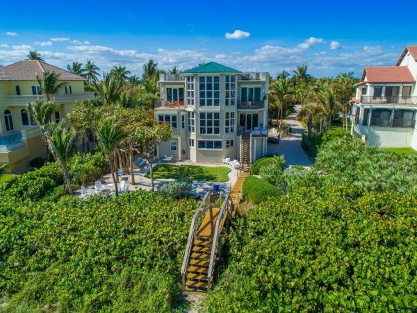 Nine Bedroom Beachfront Villa Pool Hot Tub & Elevator