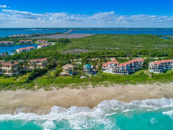 Nine Bedroom Beachfront Villa Pool Hot Tub & Elevator
