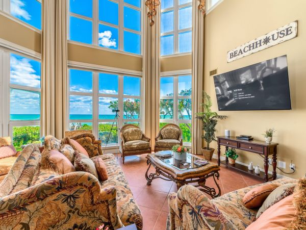 Nine Bedroom Beachfront Villa Pool Hot Tub & Elevator