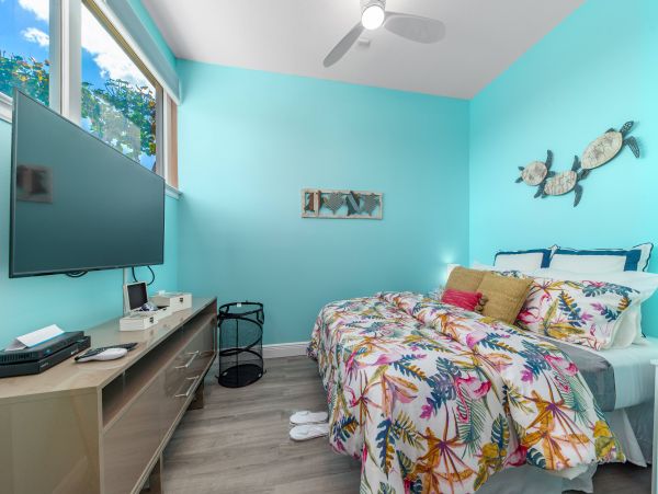 Nine Bedroom Beachfront Villa Pool Hot Tub & Elevator