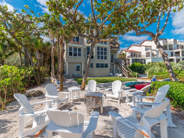 Nine Bedroom Beachfront Villa Pool Hot Tub & Elevator