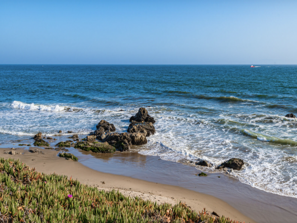 Stroll To The Beach Luxury Villa Carpinteria