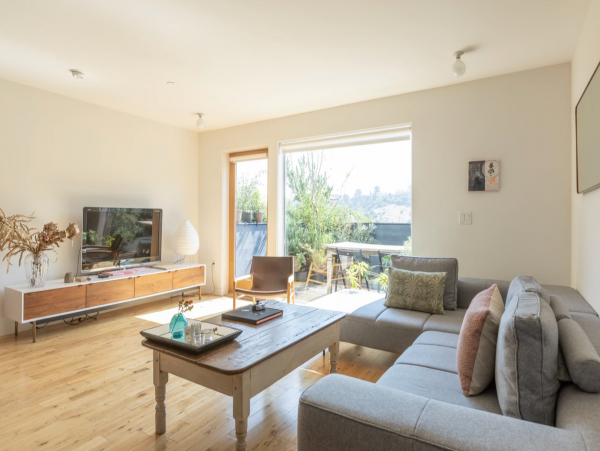 Los Angeles Lovely Contemporary Rental 2 Bedrooms
