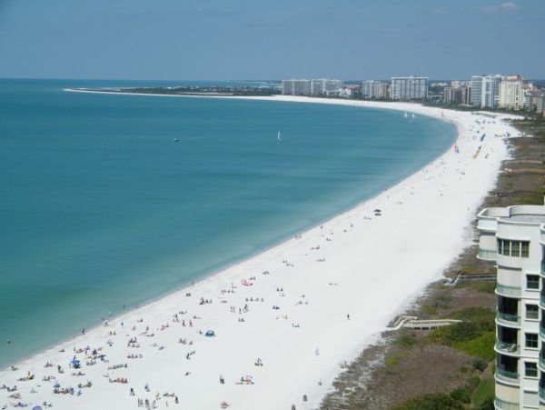 Luxury Vacation Beachfront Condo in Marco Island with Gulf Views