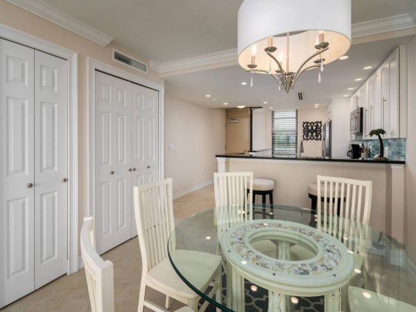 Enjoy Gulf Views & Amenities from this Condo