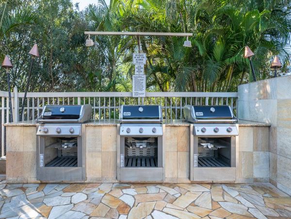 Kihei Maui Vacation Condo Beach Pool 2 Bedrooms