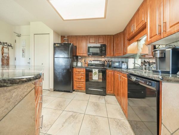 Kihei Maui Vacation Condo Beach Pool 2 Bedrooms