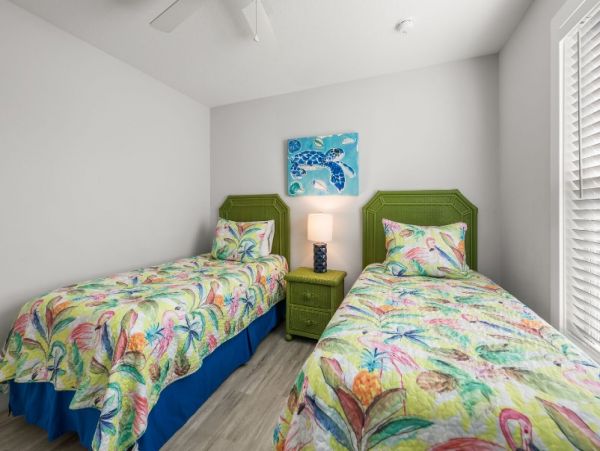 Luxury Bradenton Beach Six Bedroom Vacation Pool Home