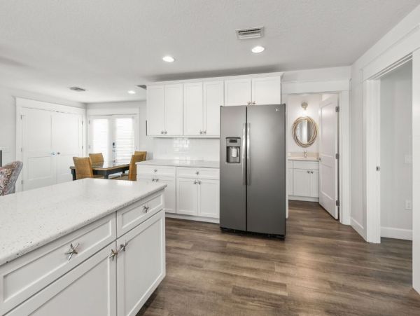 Luxury Bradenton Beach Six Bedroom Vacation Pool Home