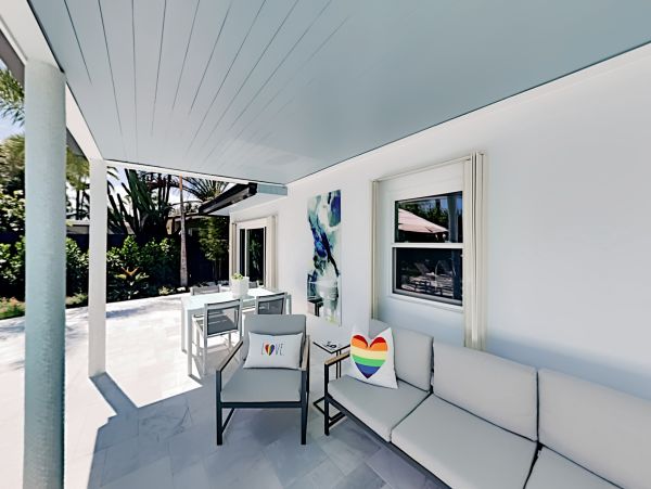 Stylish Deerfield Beach Luxury Vacation Pool Home