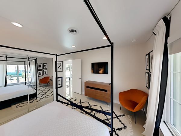Stylish Deerfield Beach Luxury Vacation Pool Home