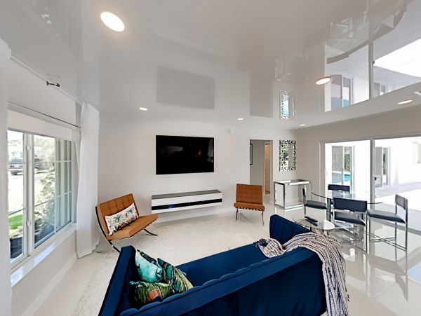 Stylish Deerfield Beach Luxury Vacation Pool Home
