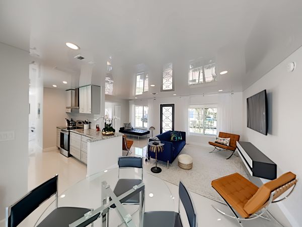 Stylish Deerfield Beach Luxury Vacation Pool Home