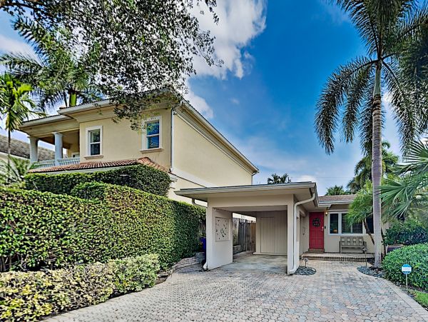 Fort Lauderdale Two Bedroom Walk to Beach Pool Home - additional view, photo 4