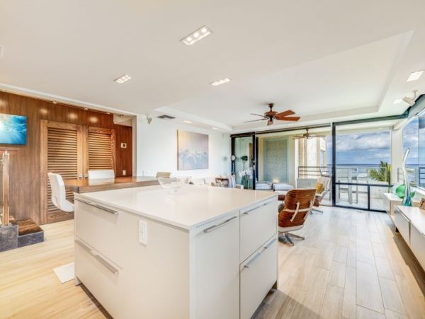 Modern luxury Oceanfront Vacation Residence Wailea