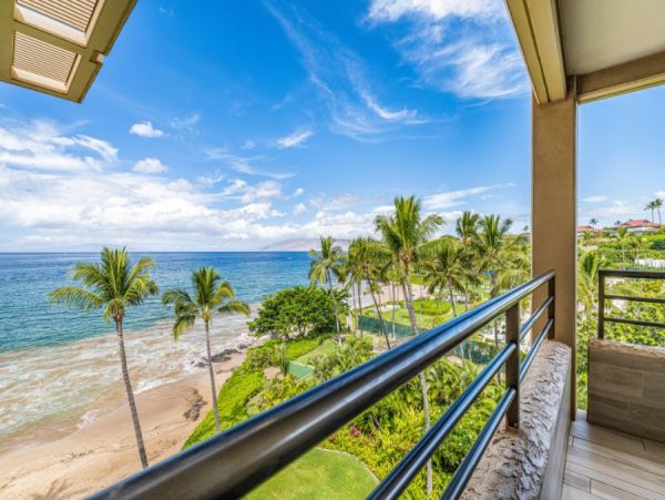 Modern luxury Oceanfront Vacation Residence Wailea