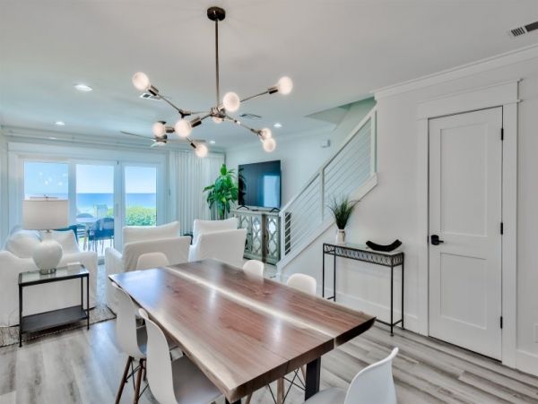 Luxury Walk Out to Beach Townhouse