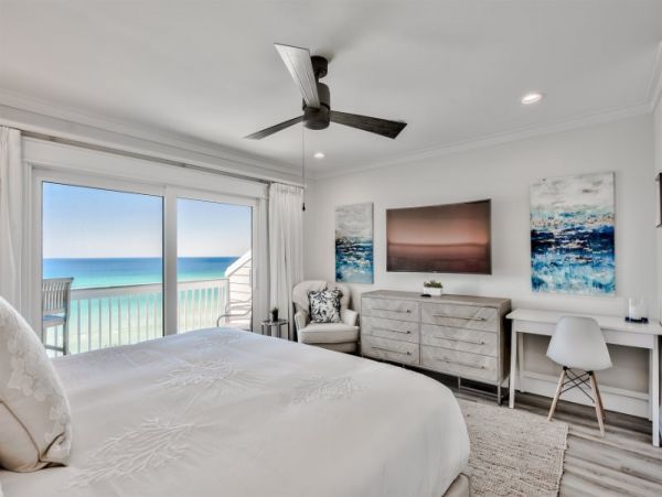 Luxury Walk Out to Beach Townhouse