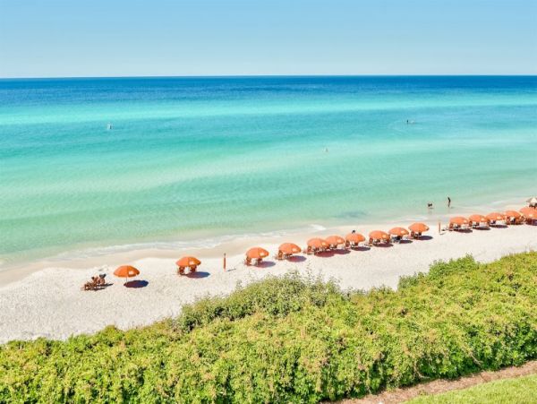 Luxury Walk Out to Beach Townhouse