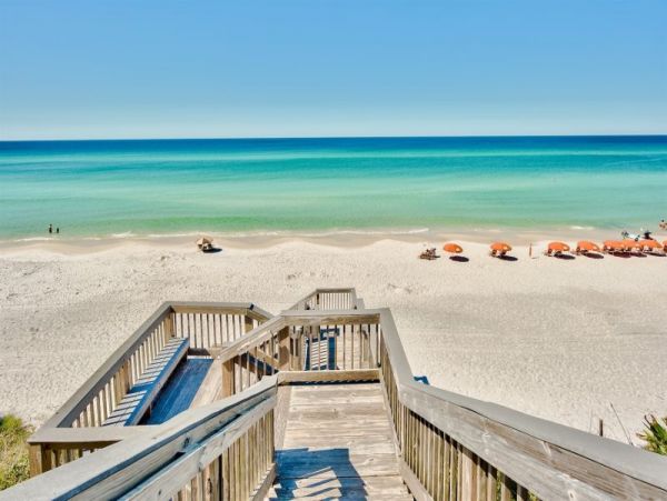 Luxury Walk Out to Beach Townhouse