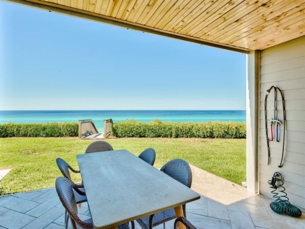 Luxury Walk Out to Beach Townhouse