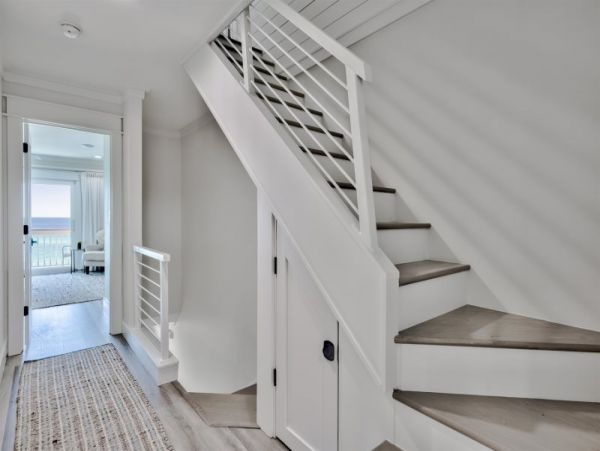 Luxury Walk Out to Beach Townhouse