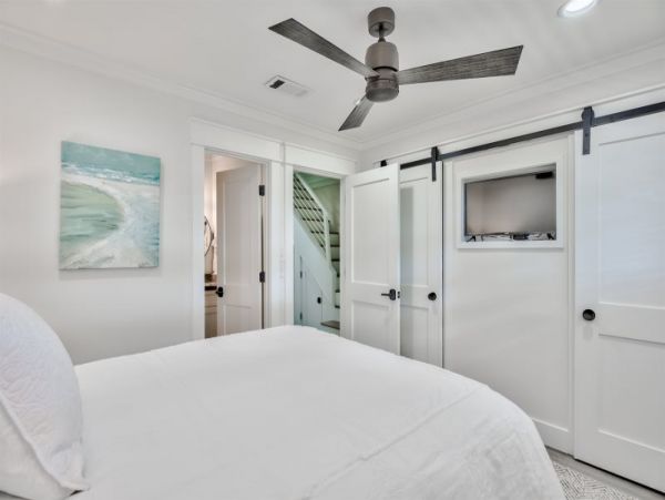 Luxury Walk Out to Beach Townhouse