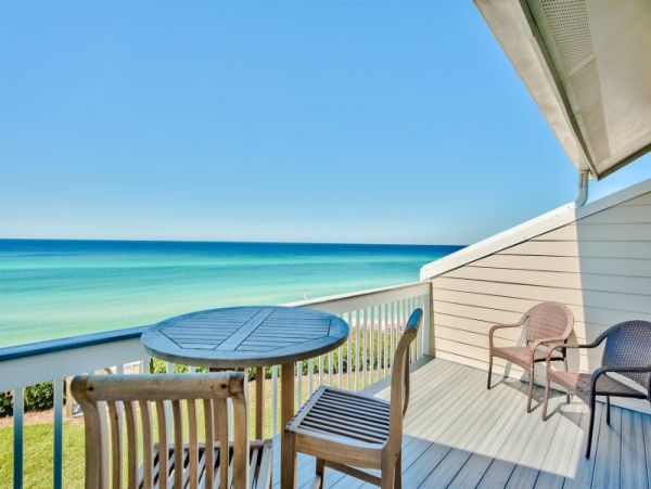 Luxury Walk Out to Beach Townhouse