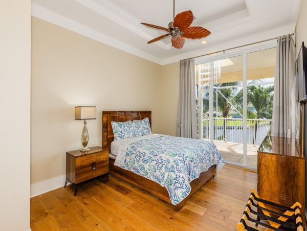 Rare 7 Bedroom Marco Island Luxury Vacation Home