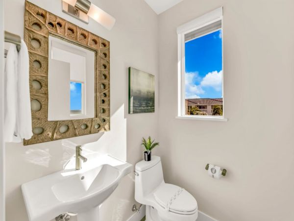 Siesta Key Luxury Rental | Beachfront with Rooftop Deck