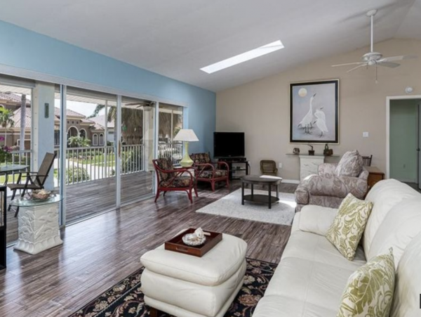Marco Island Walk To Beach Vacation House With Pool