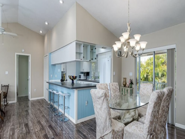 Marco Island Walk To Beach Vacation House With Pool
