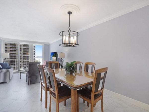 Marco Island Condo with Pool Tennis Court 6 Guests