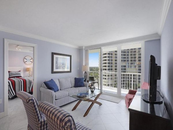 Marco Island Condo with Pool Tennis Court 6 Guests