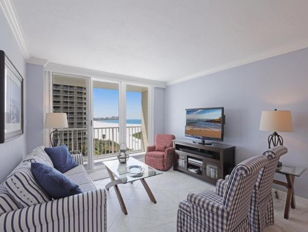 Marco Island Condo with Pool Tennis Court 6 Guests