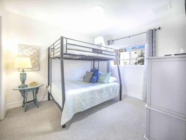 Walk to Beach Siesta Key Six Bedroom Vacation Rental