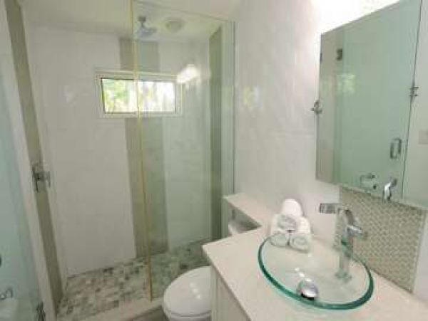 Naples Luxury Accommodation Minutes to 5th Avenue