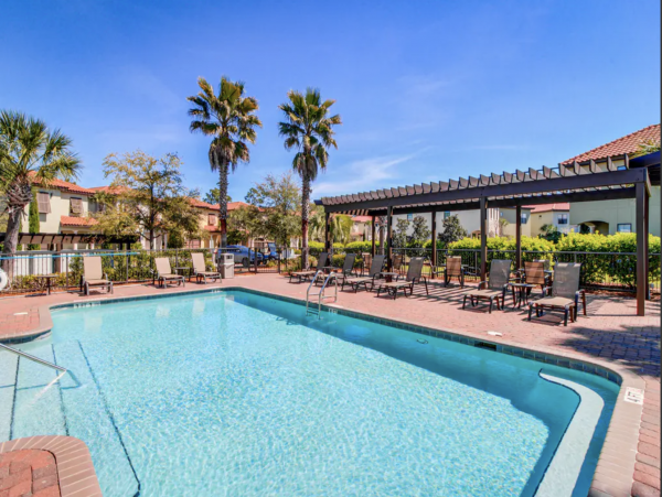 Stylish Accommodation In Destin With Golf Cart